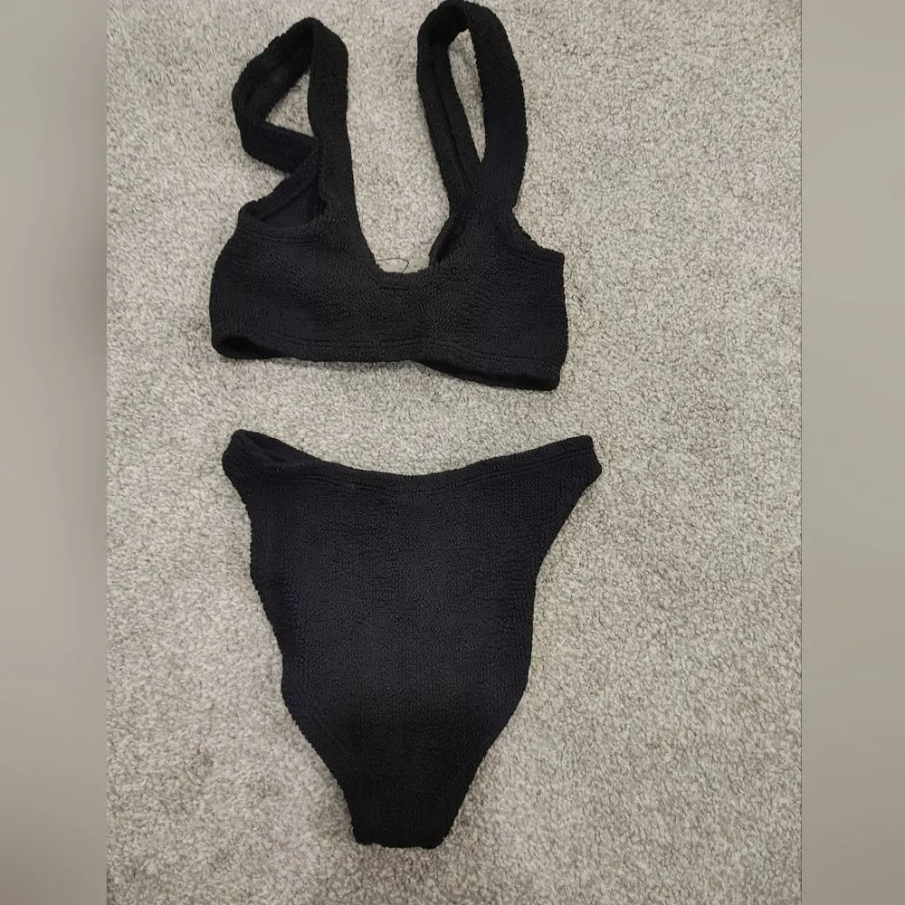 HUNZA G Bonnie Metallic Seersucker Bikini Black Textured Swimwear One-Size
